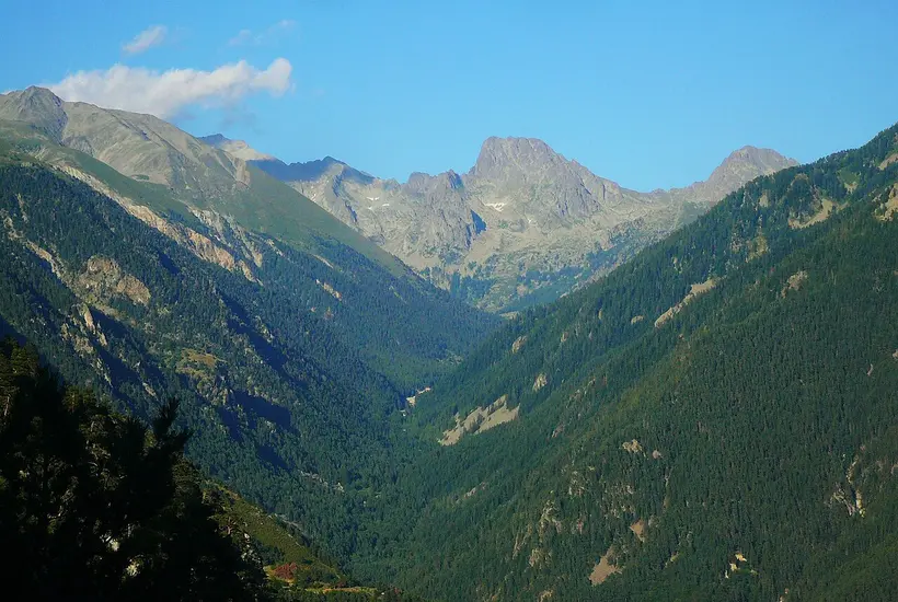 Mercantour : une carte 3D des sentiers et le GR 52 rouvert au Boréon