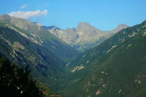 Mercantour : une carte 3D des sentiers et le GR 52 rouvert au Boréon